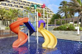 Playground com piscina infantil, garantia de diversão certa para sua crianças