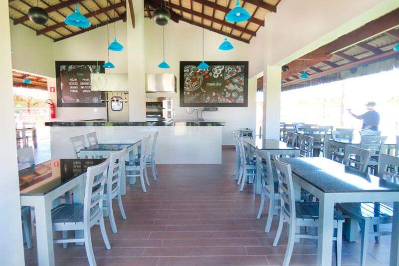Restaurante com opções de massas com cardápios de opções seletas