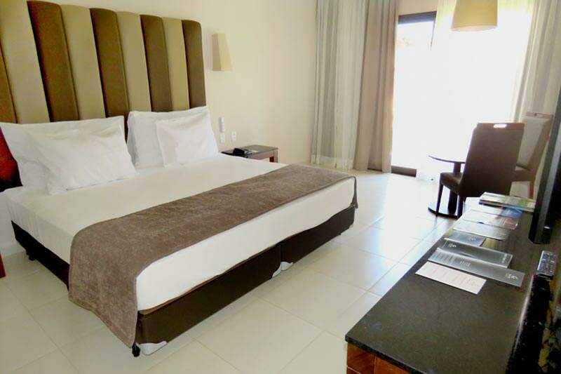 Frontal com cama casal no apartamento Standard